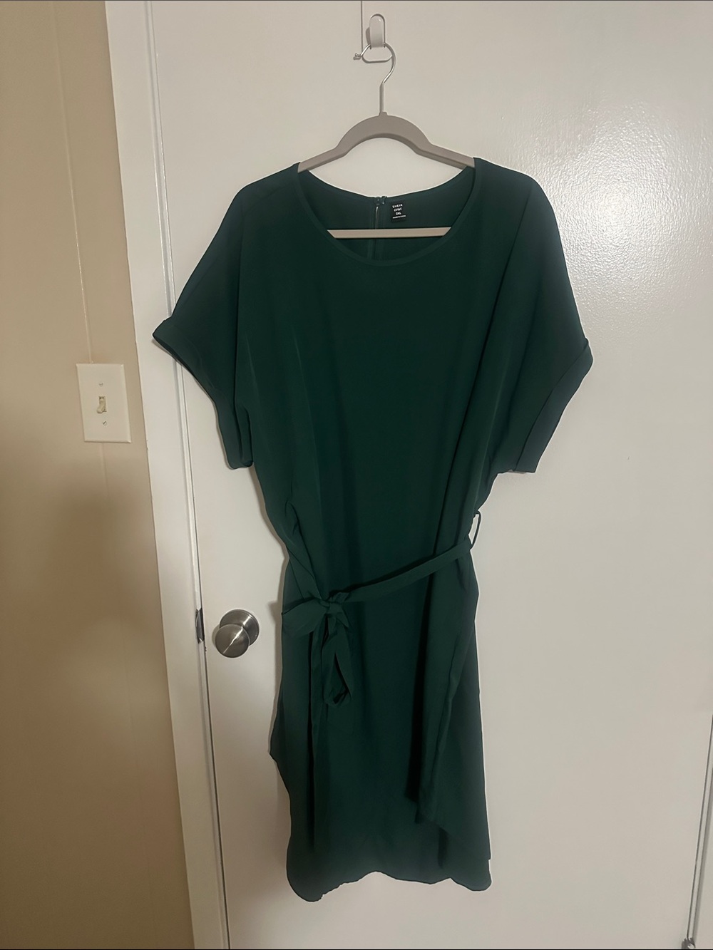 Classic Belted Short-Sleeve Dress - Forest Green